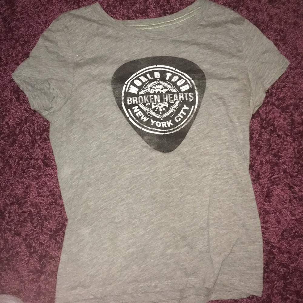 Aero grey graphic tee
